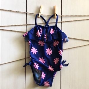 Old Navy one piece swimsuit